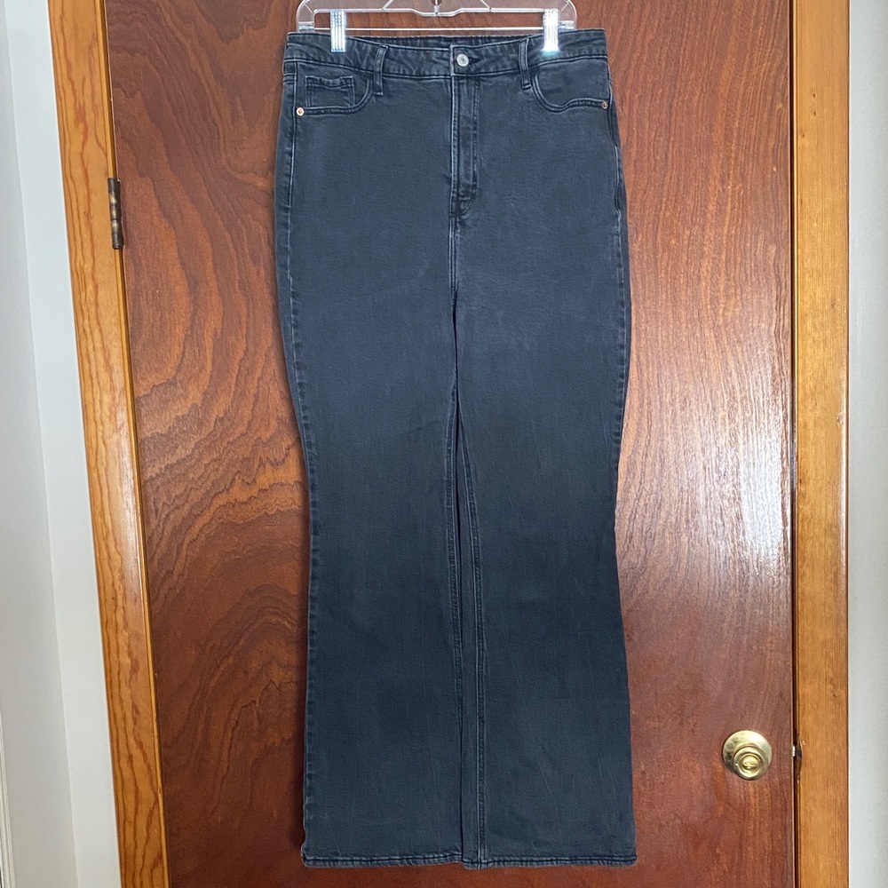 Old Navy women’s size 14 jeans